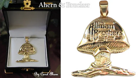 A Mushroom Pendant, Remade in 18k